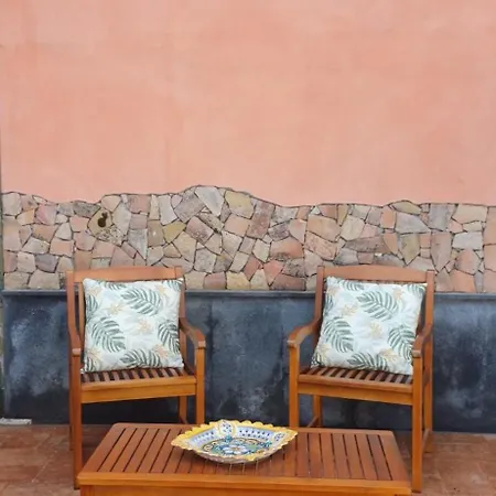 Etna Docet Holiday home *